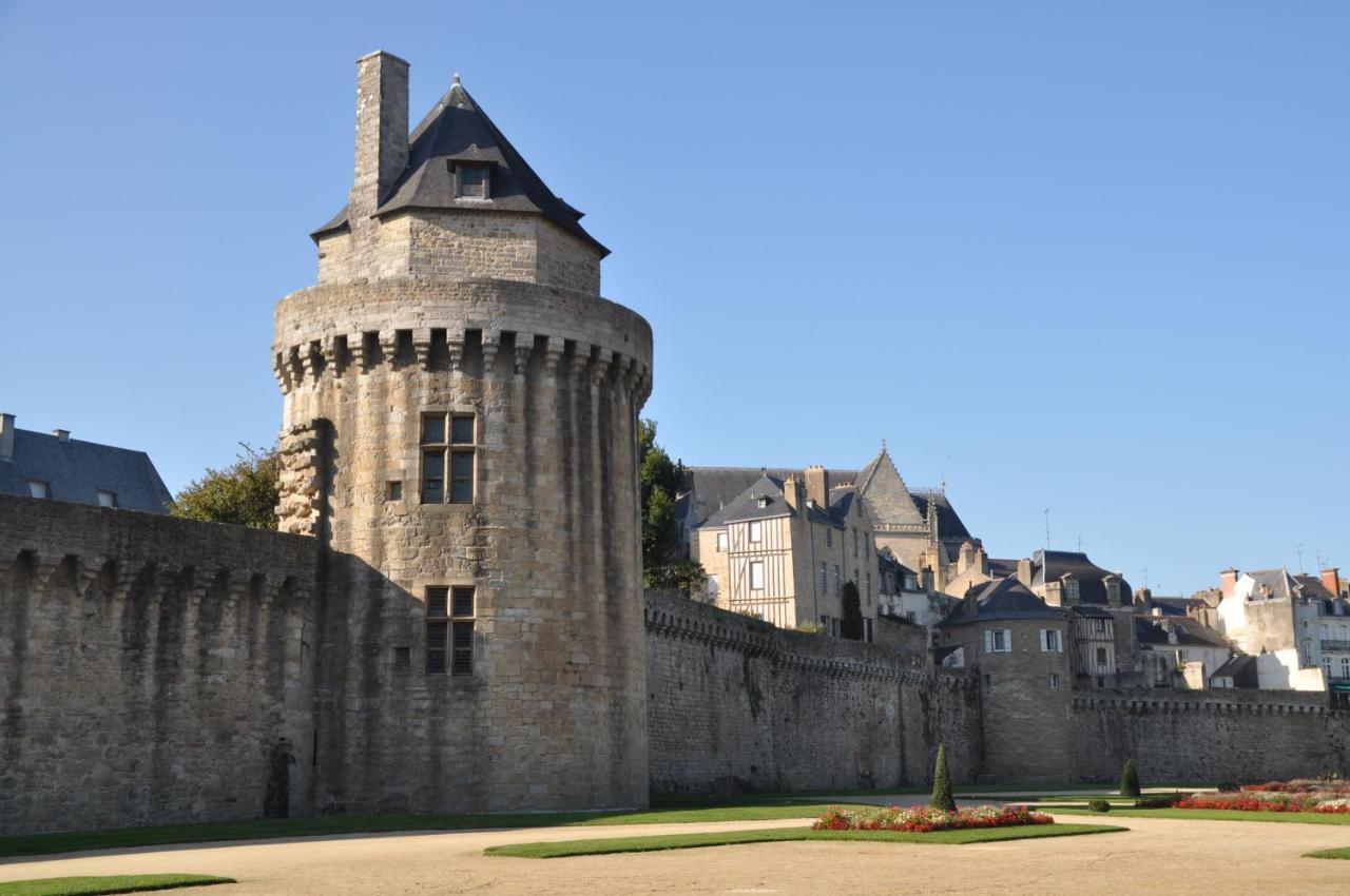 Chambre Au Calme A Botquelen Arradon Exterior photo